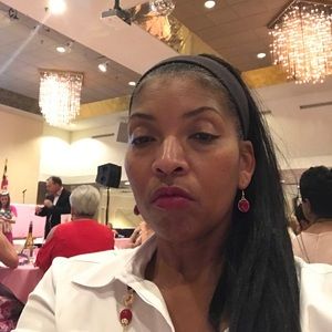 Meet your Posher, Rhoda