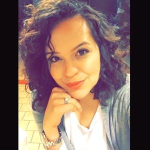 Meet your Posher, Alyssa