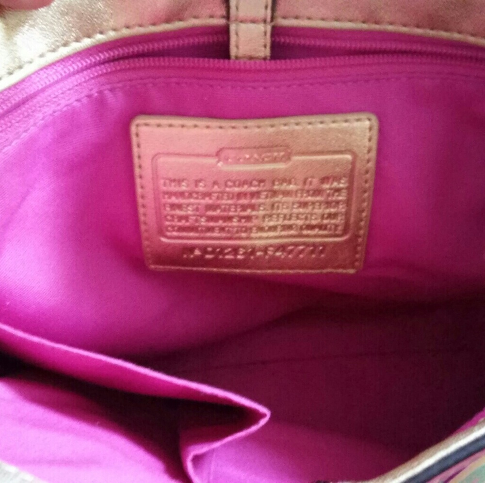 Authentic Coach purse - Picture 2 of 3