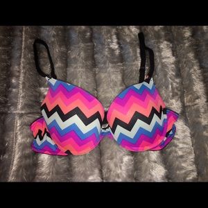 PINK Victoria's Secret zig zag pattern bra