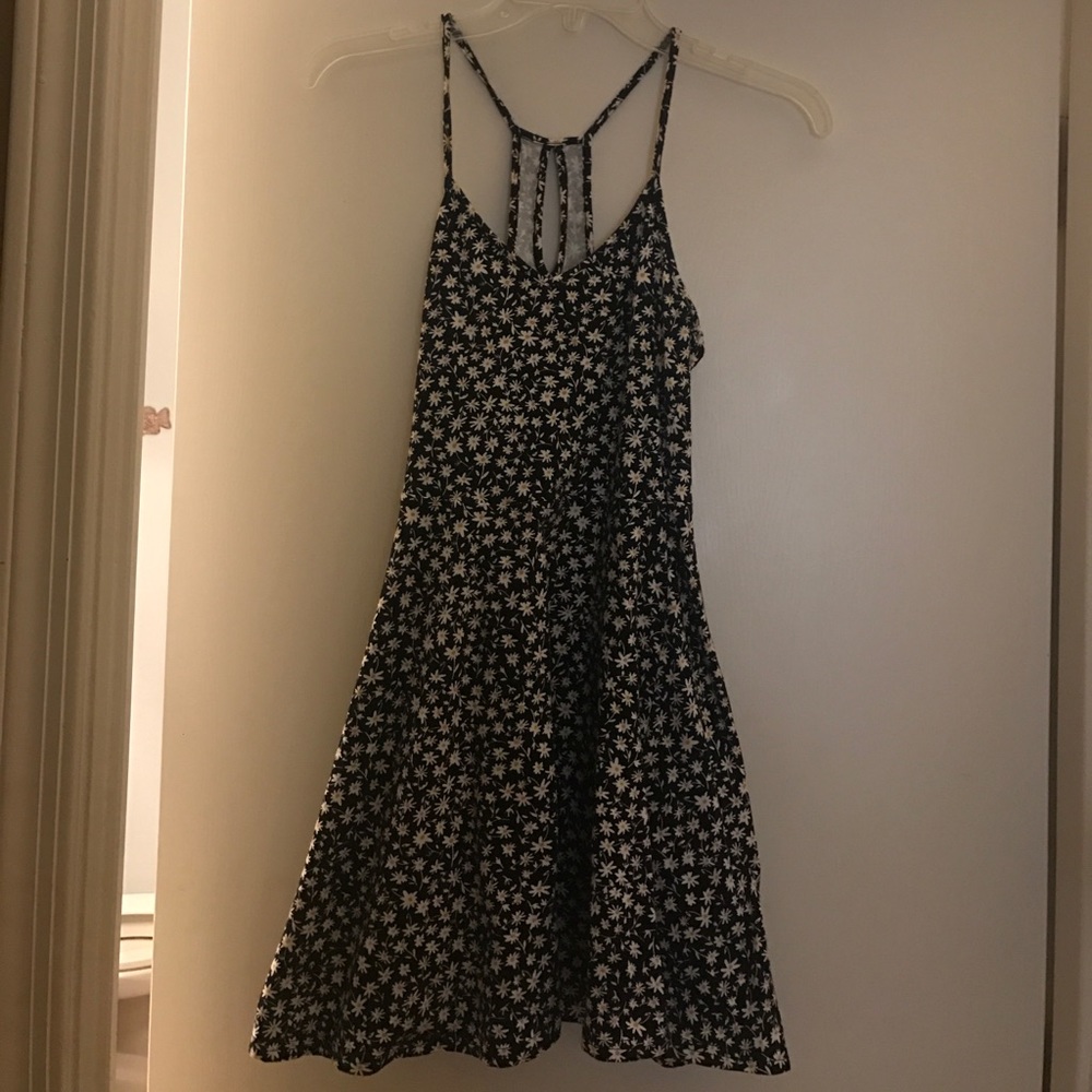 Sunflower dress only been worn twice