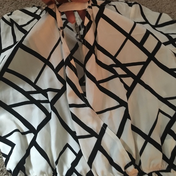 Long sleeve Romper - Picture 2 of 4