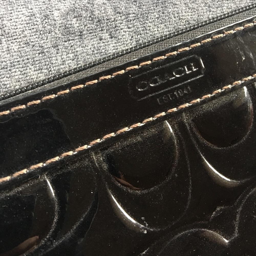 AUTHENTIC COACH BLACK WRISTLET CLUTCH WALLET - Picture 4 of 5