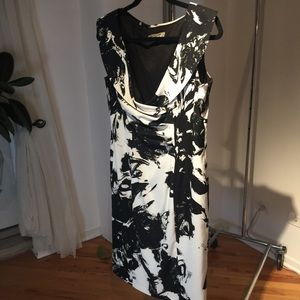 Evan-Picone Black & White Pencil Dress w/ Ruching