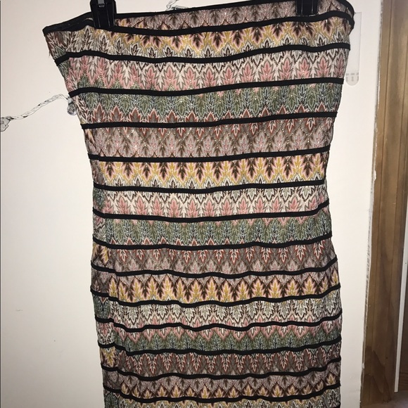 Dress - Picture 3 of 3