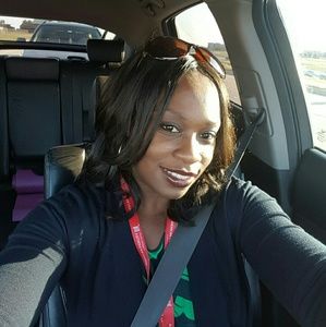 Meet your Posher, Lena