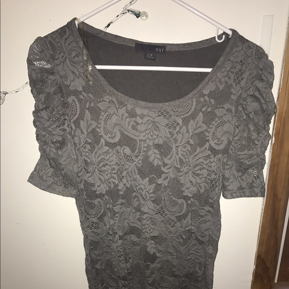 Dress - Picture 3 of 3