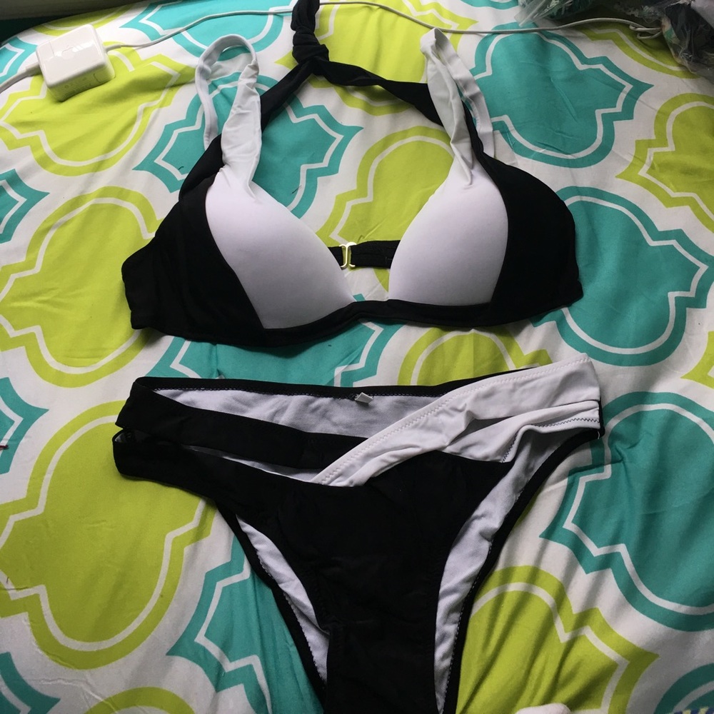 Sexy black and white swim suit