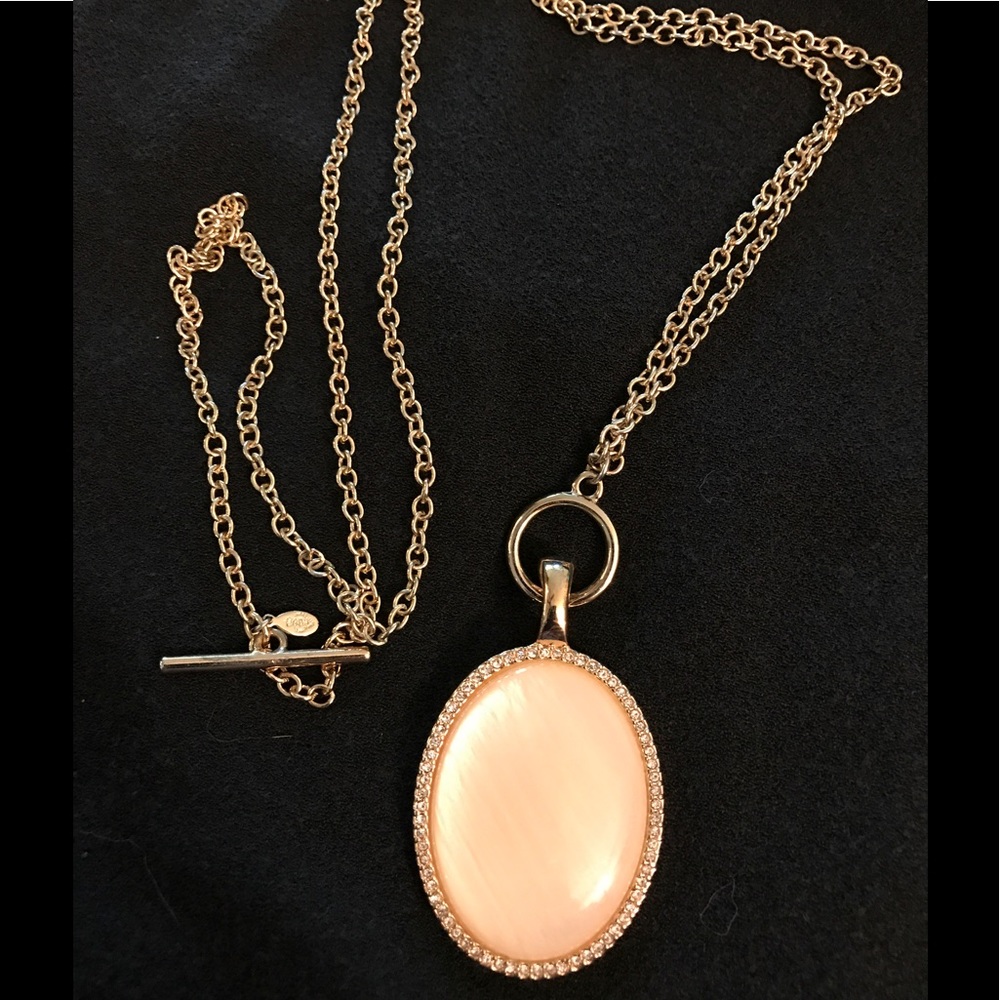 "AVERY" NECKLACE