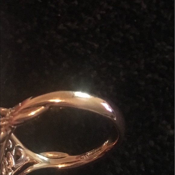 Salvatore Ferragamo 18k Anemone Bouquet Ring - Picture 4 of 7