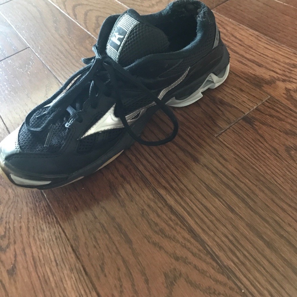 Mizuno Wavebolt 5 volleyball shoes