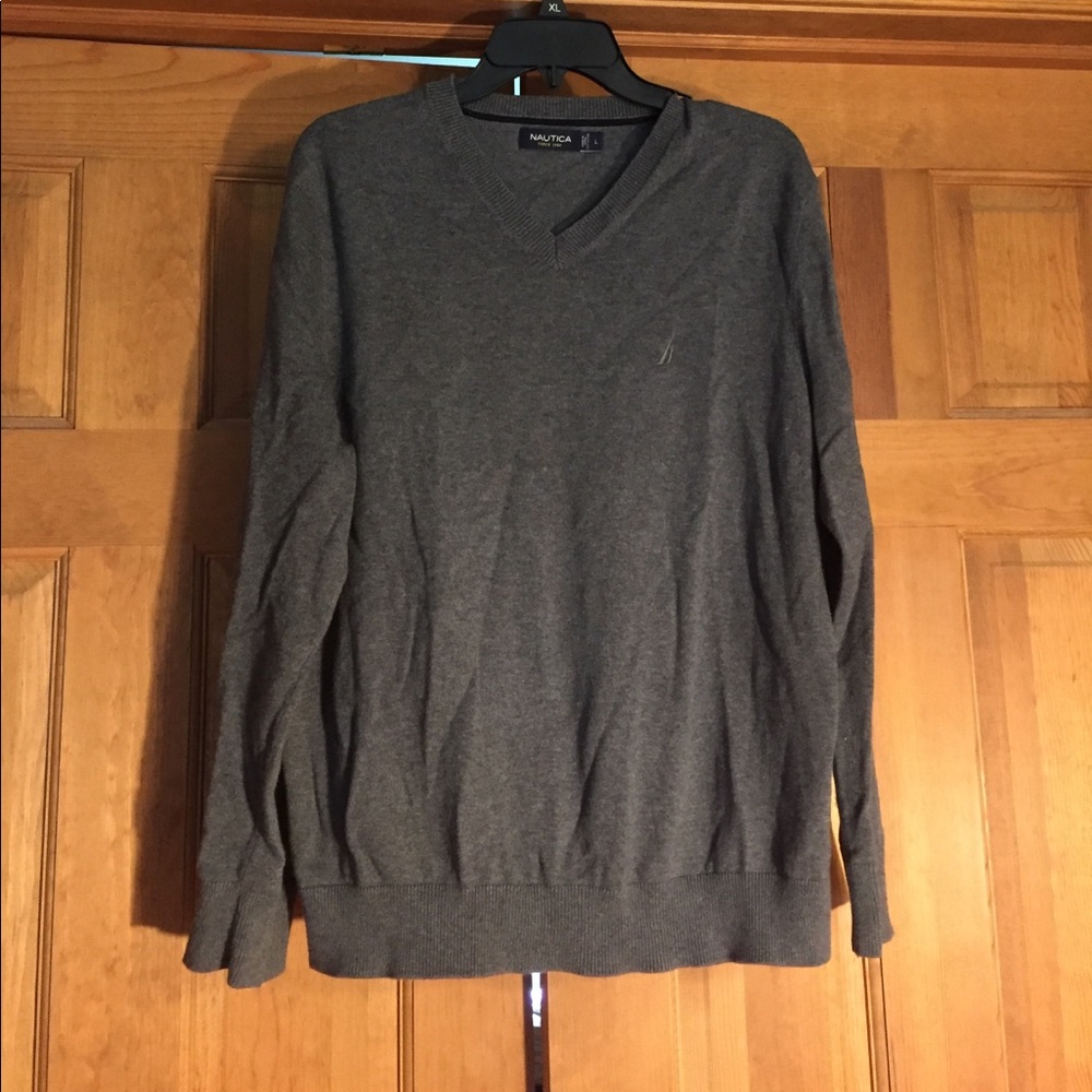 Men's sweater