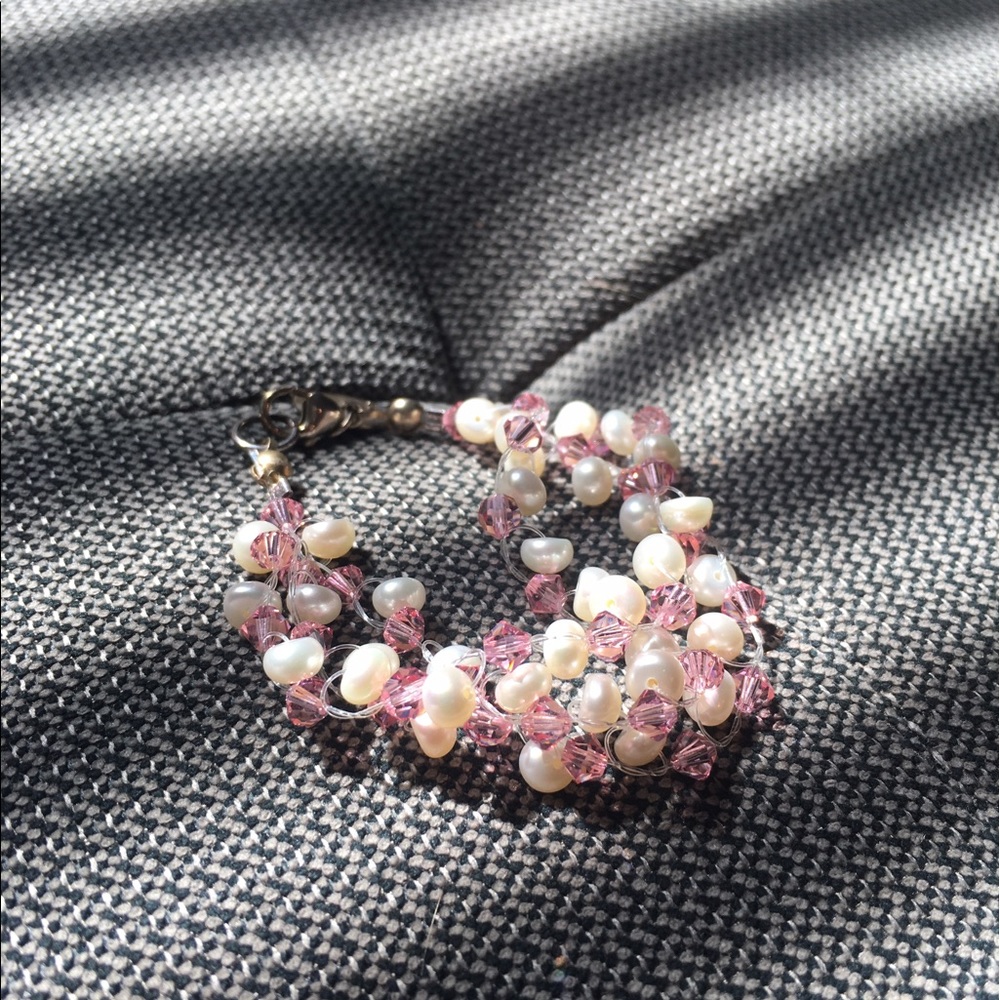 Gorgeous Sparkly Pink & Pearl Bracelet