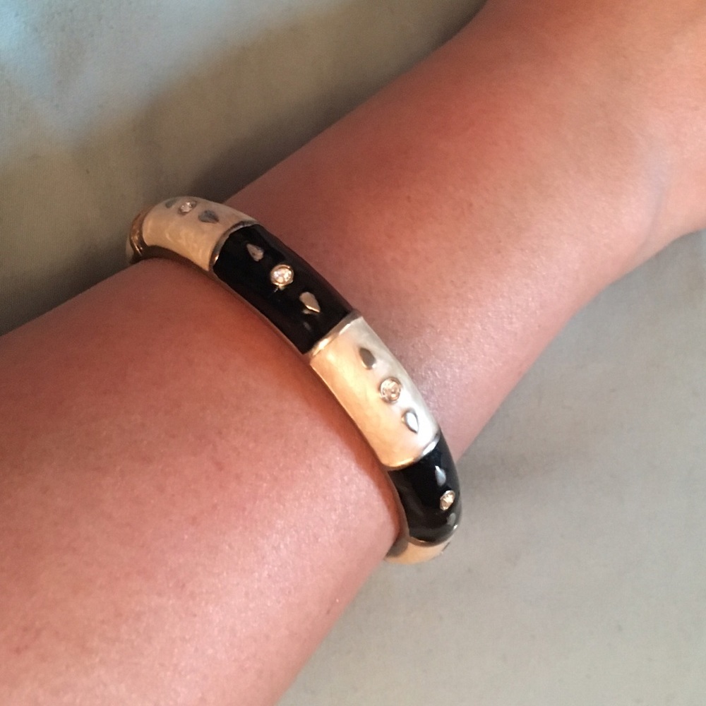 Black and white bracelet
