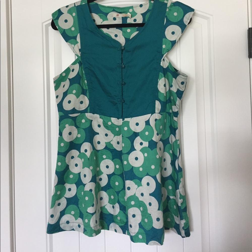 Tulle Circle Print Cap Sleeve Top