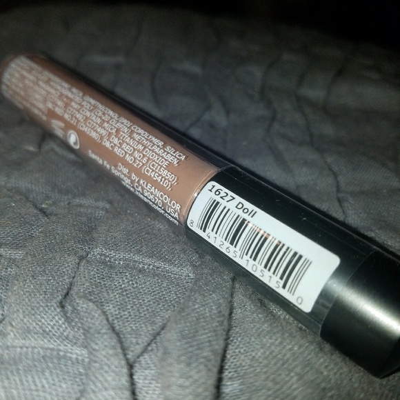 Doll long lasting matte lipgloss - Picture 4 of 4