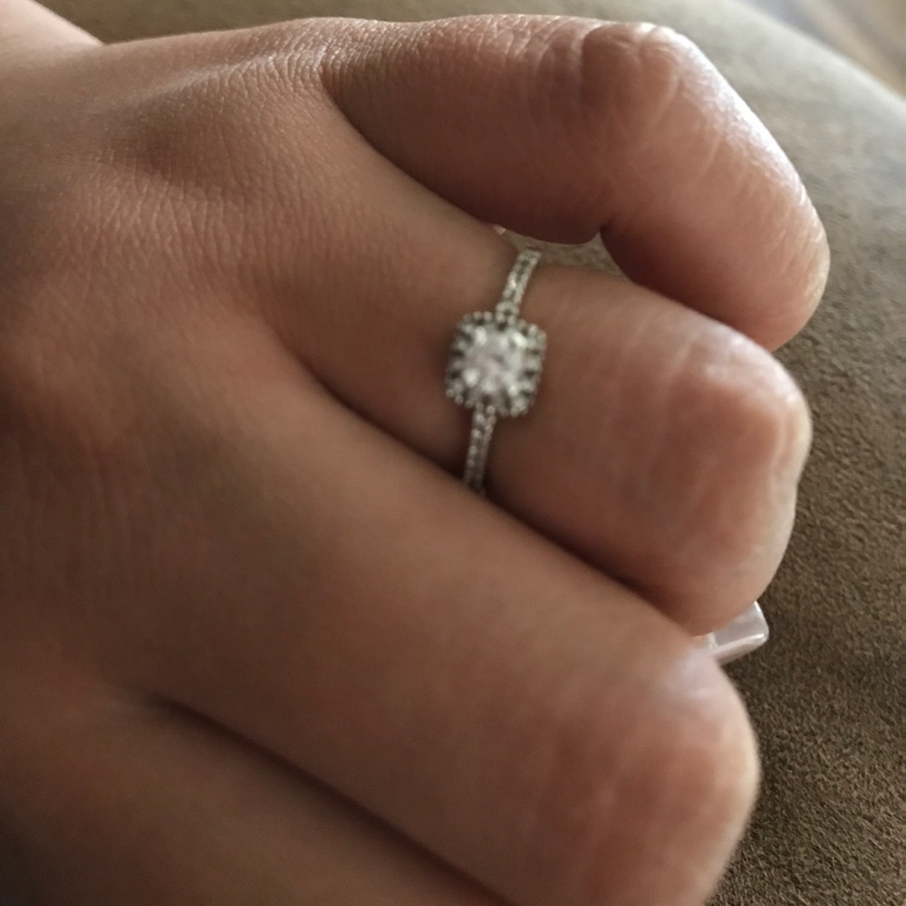 Silver Ring - Picture 3 of 3