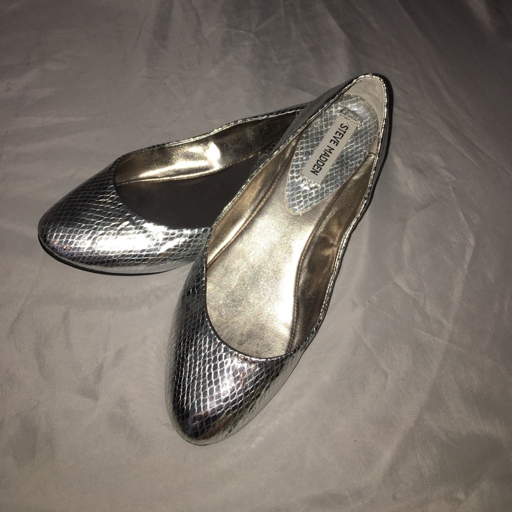 Steve Madden flats