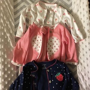 Carter's Set of 3 baby girl bodysuits