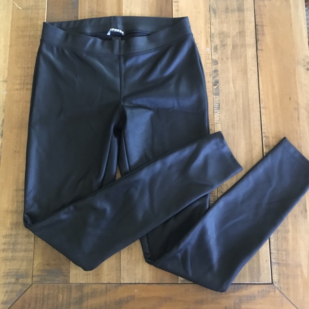 High quality black leather legging