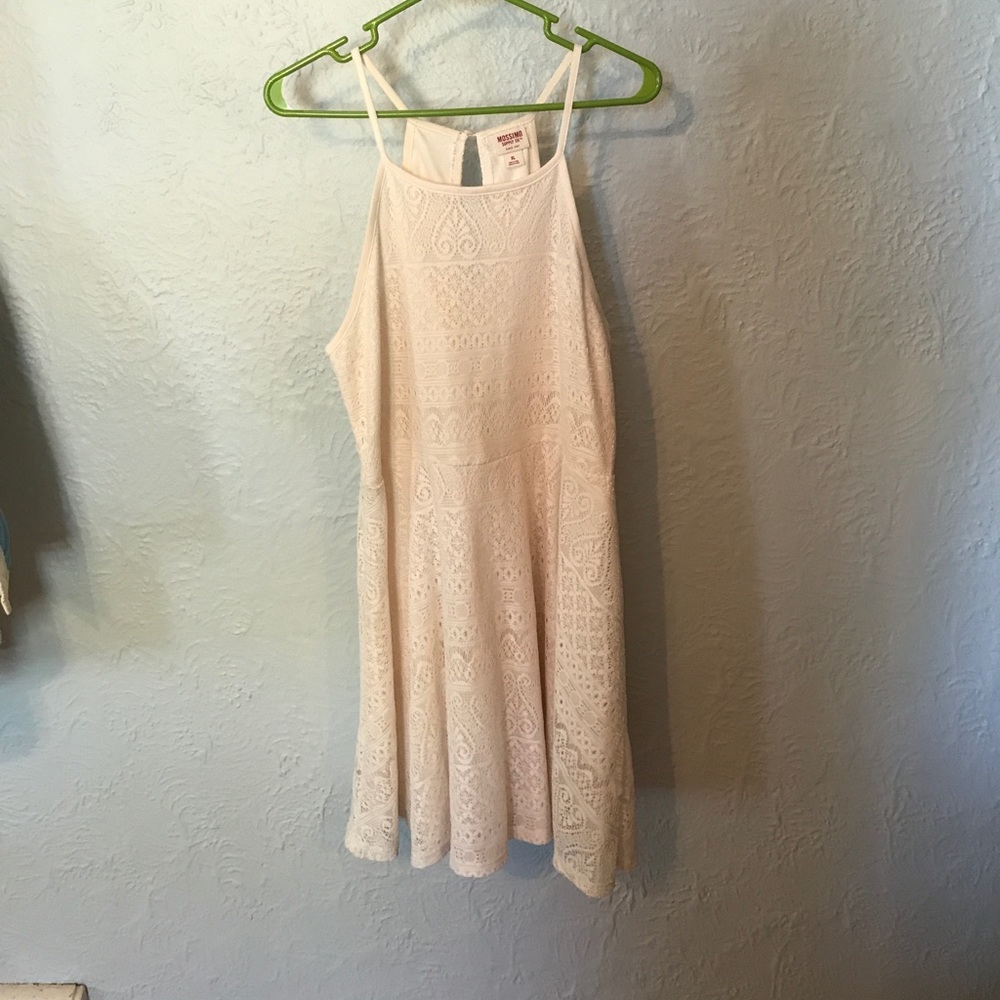 Creme Keyhole Mossimo dress