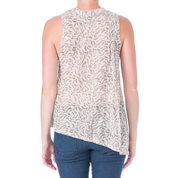 NWT Elizabeth & James Vinnie Asymmetrical Top XS - Picture 2 of 4