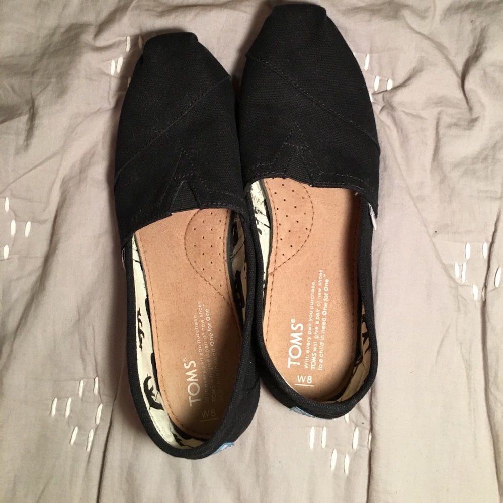 Black Toms Size 8 in Women's