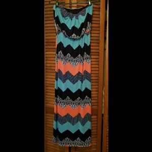 A. N. A. Maxi Dress Chevron pattern