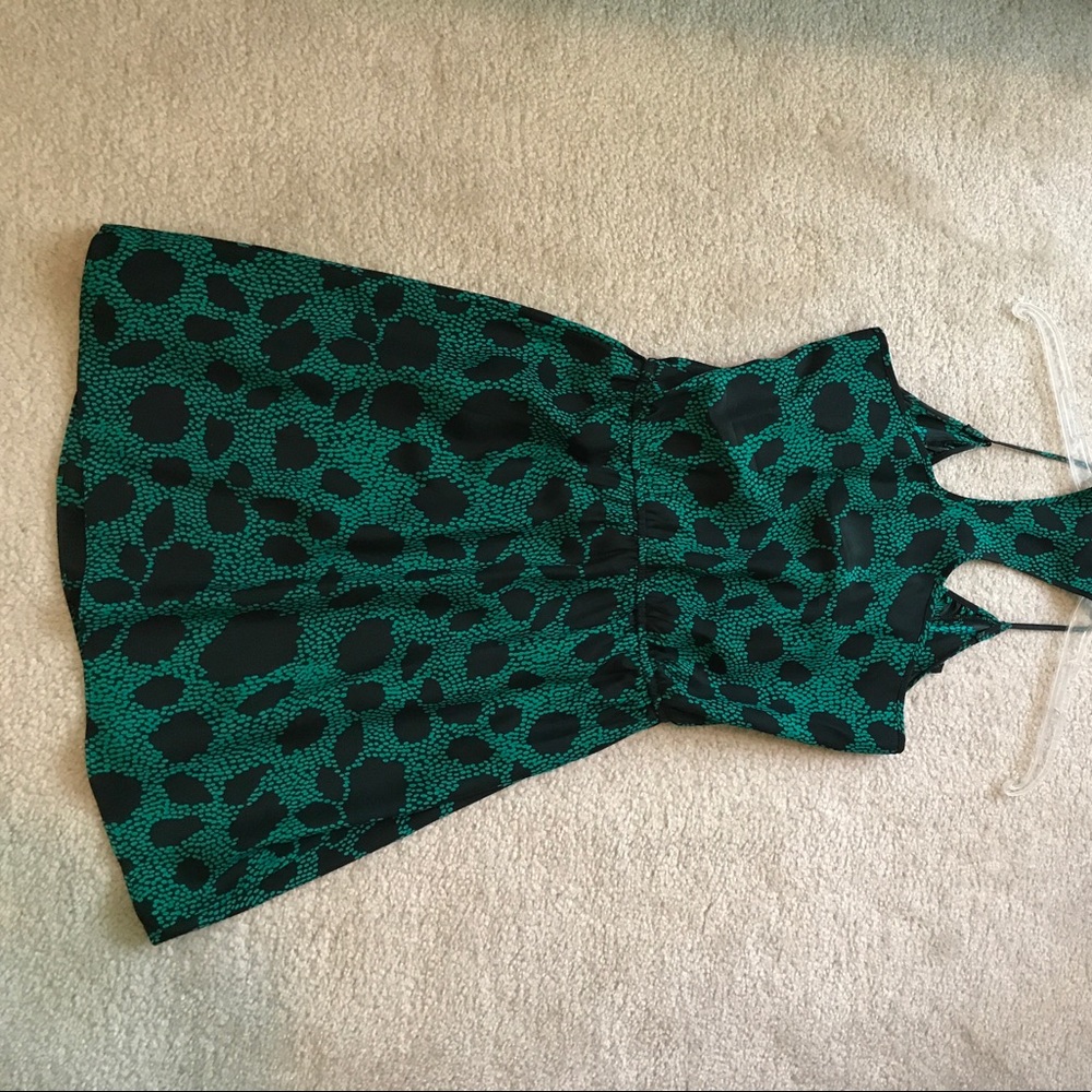 Parker Dress - Picture 4 of 4
