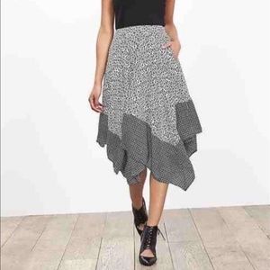 Asymmetrical skirt