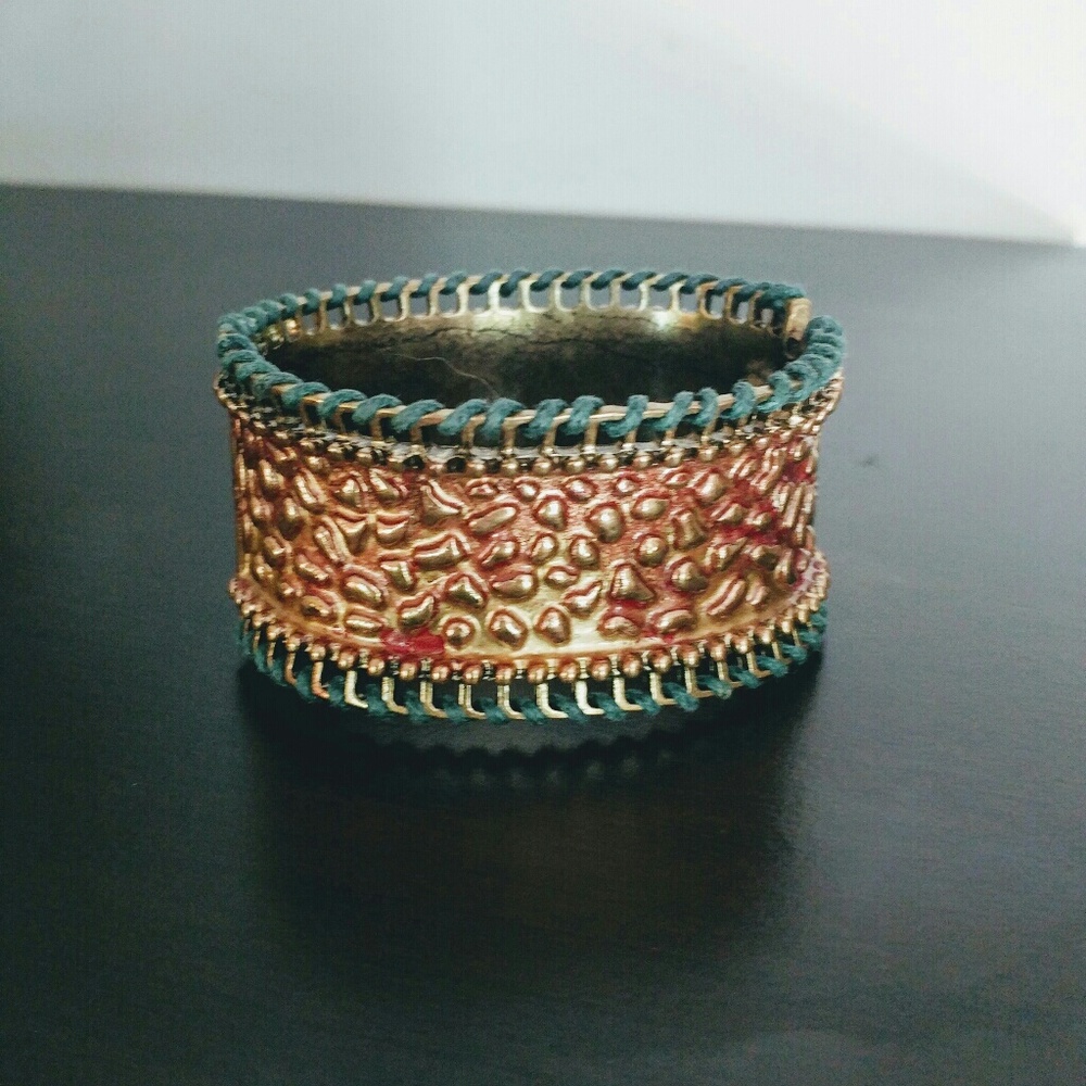 Boutique Bangle Bracelet