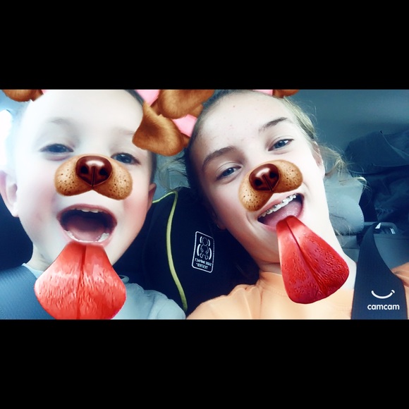 Meet your Posher, Chloe - Picture 1 of 1