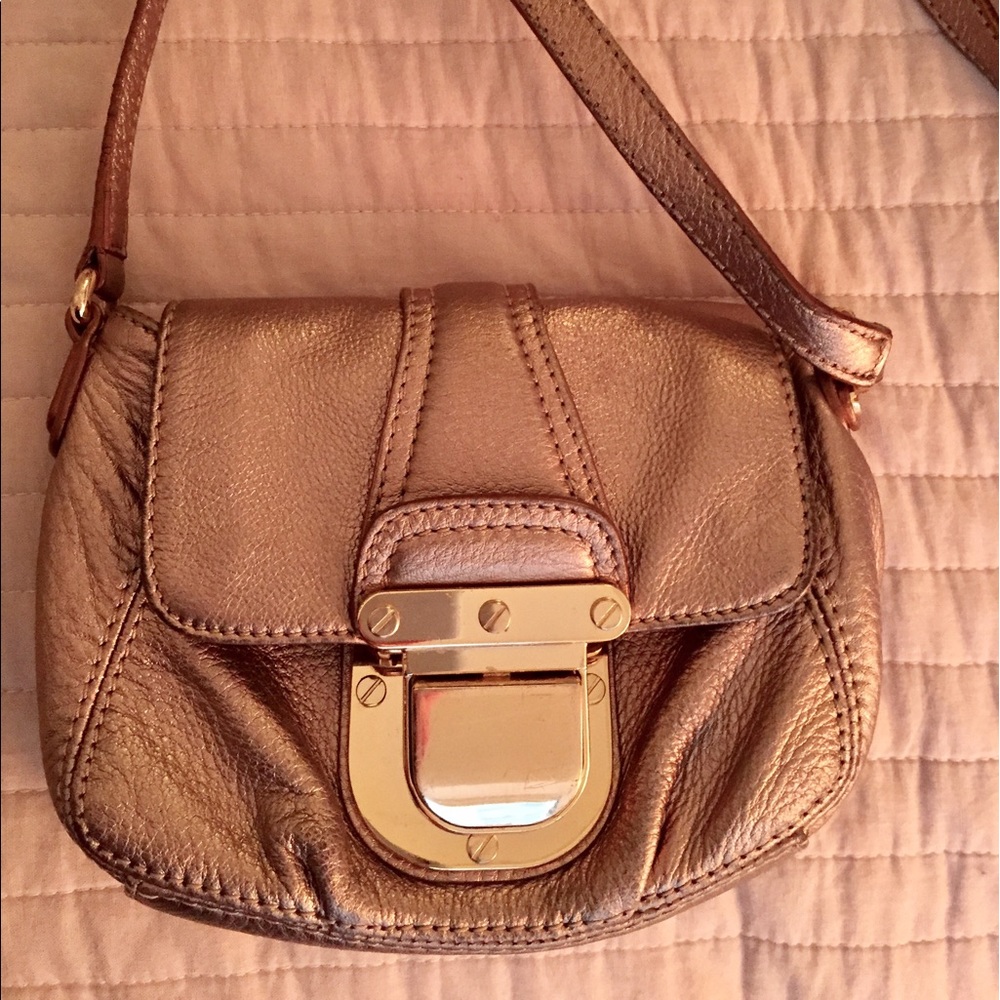 🎉MOVING SALE!! 🎉 Michael Kors Small Crossbody