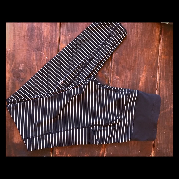 Lululemon speed tight legging - Picture 3 of 11