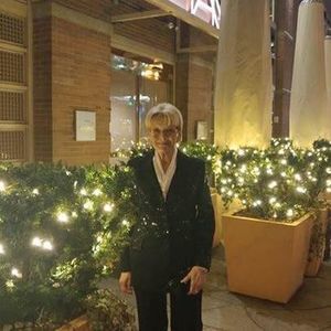 Meet your Posher, Linda