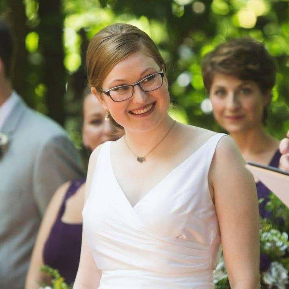 Meet your Posher, Caitlin