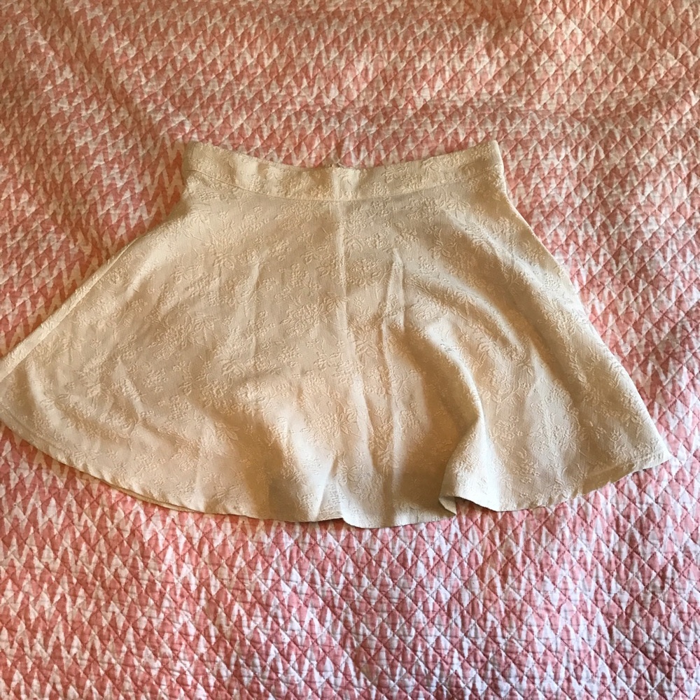 Forever 21 Embroidered Mattelassè Skirt