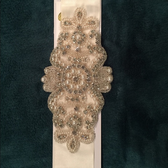 Brand New Bridal Belt - Picture 1 of 3