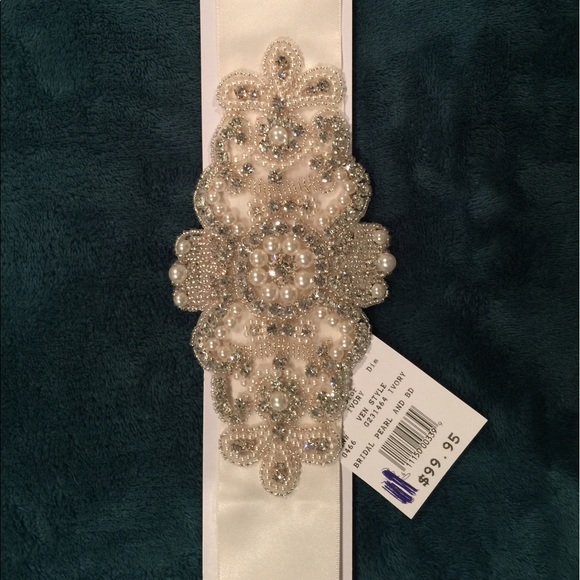 Brand New Bridal Belt - Picture 3 of 3
