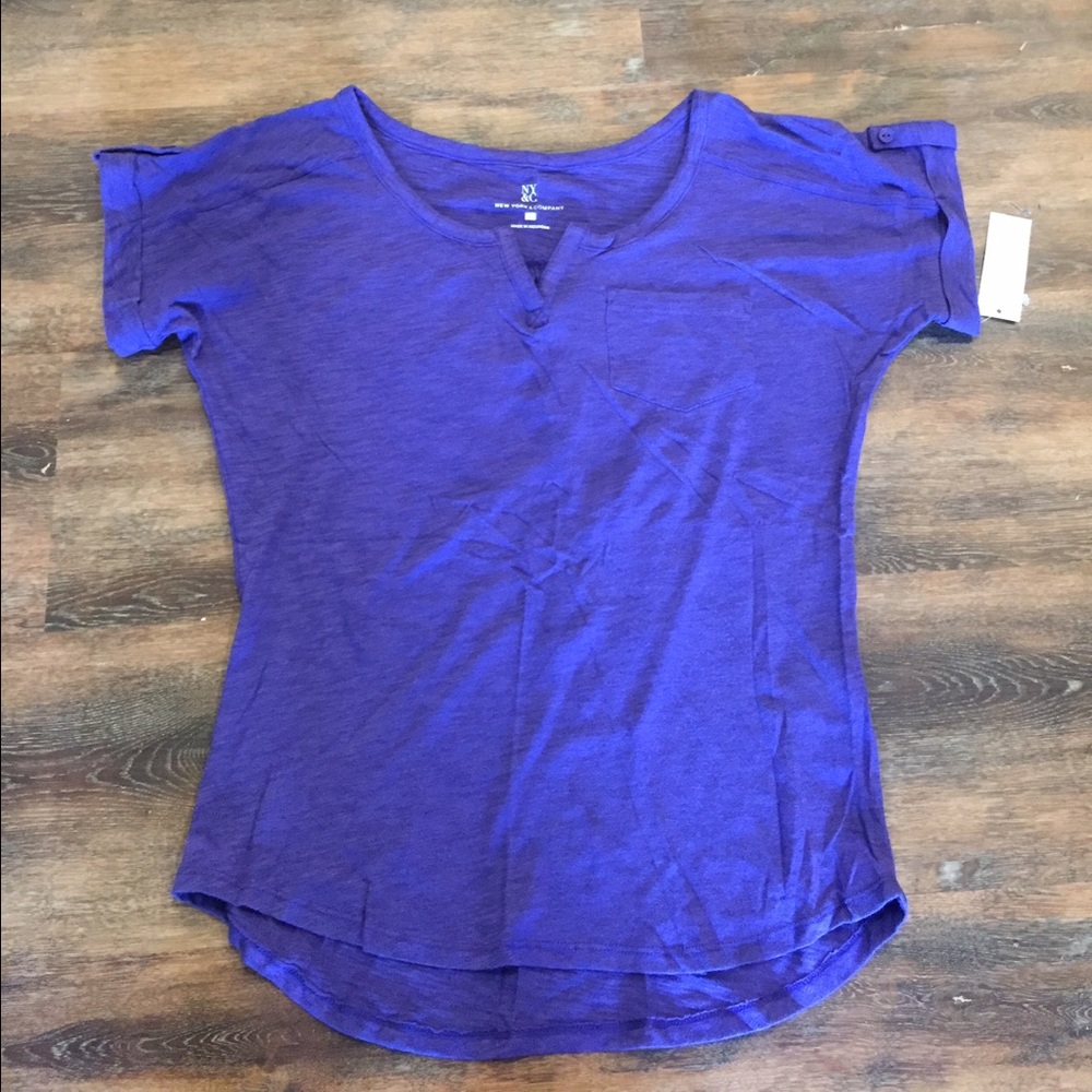 NWT NYC & Company T-Shirt
