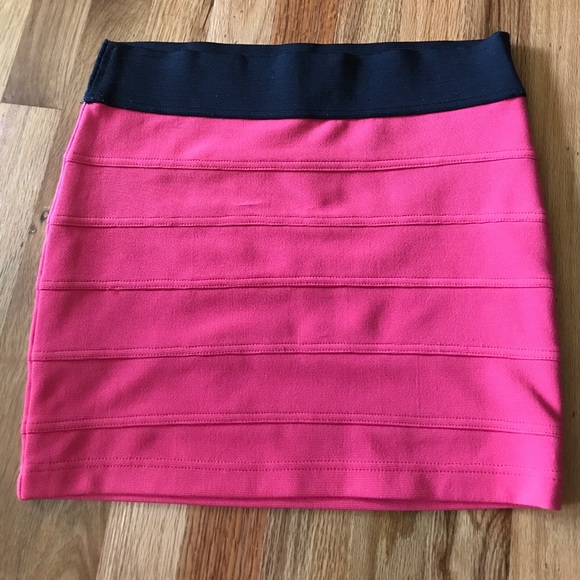 Guess Dresses & Skirts - Guess Hot Coral Bandage Skirt