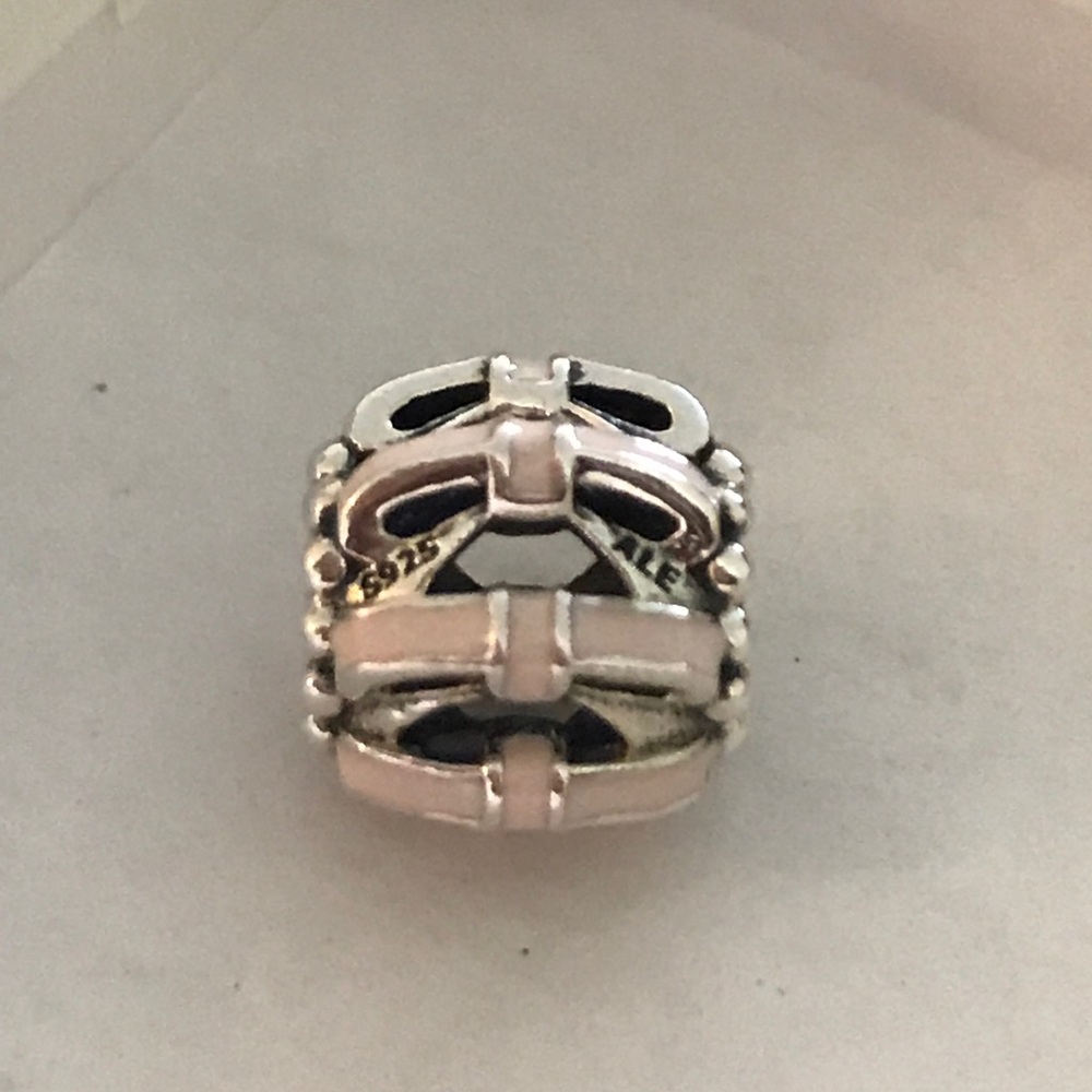 Pandora Sweet Sentiments, Pink Enamel 791778