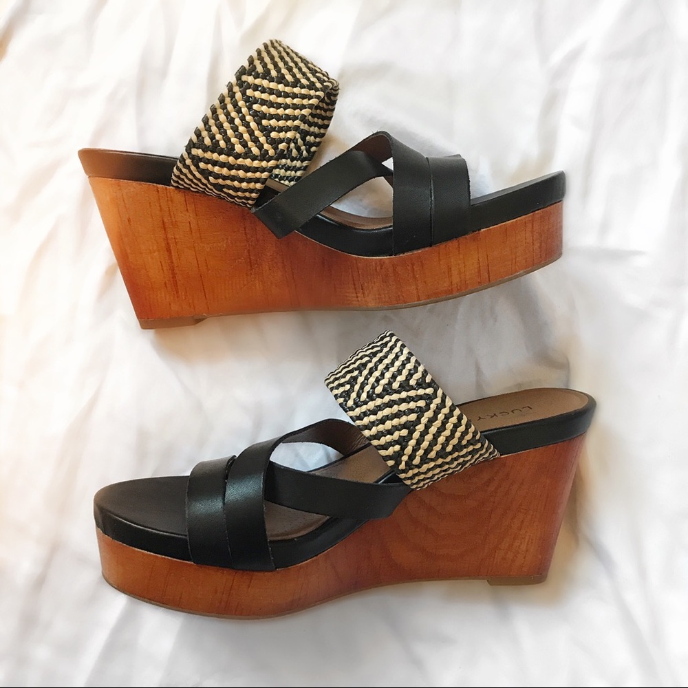 NWOT - Wooden Wedge Slip On Sandals - Lucky Brand