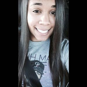 Meet your Posher, Casey