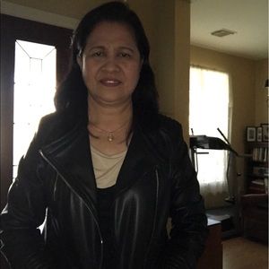 Meet your Posher, Tita