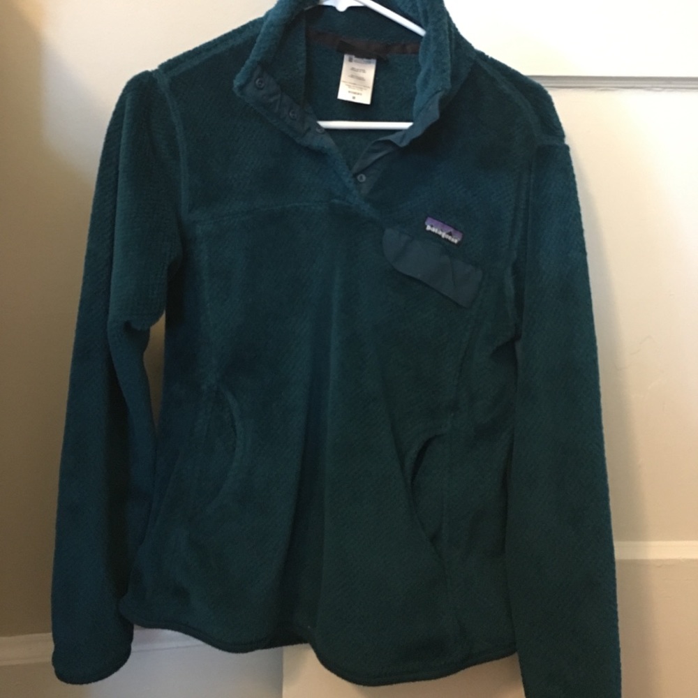 Patagonia teal pullover
