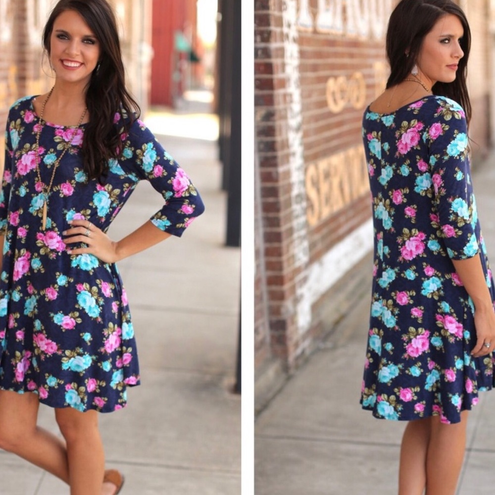 Donated - Medium sized floral print dress