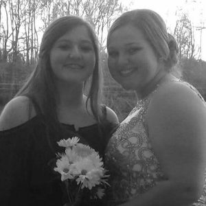 Meet your Posher, Carrie