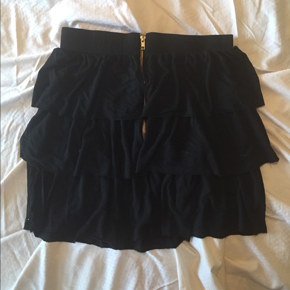 Black flirty tiered mini skirt