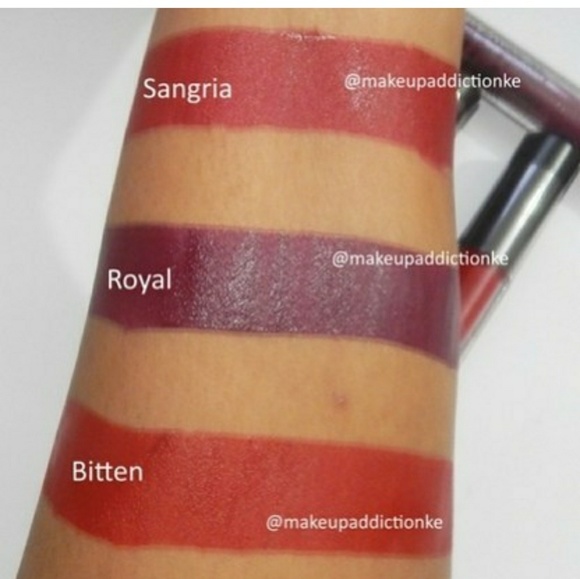 Royal long lasting matte lipgloss - Picture 4 of 4
